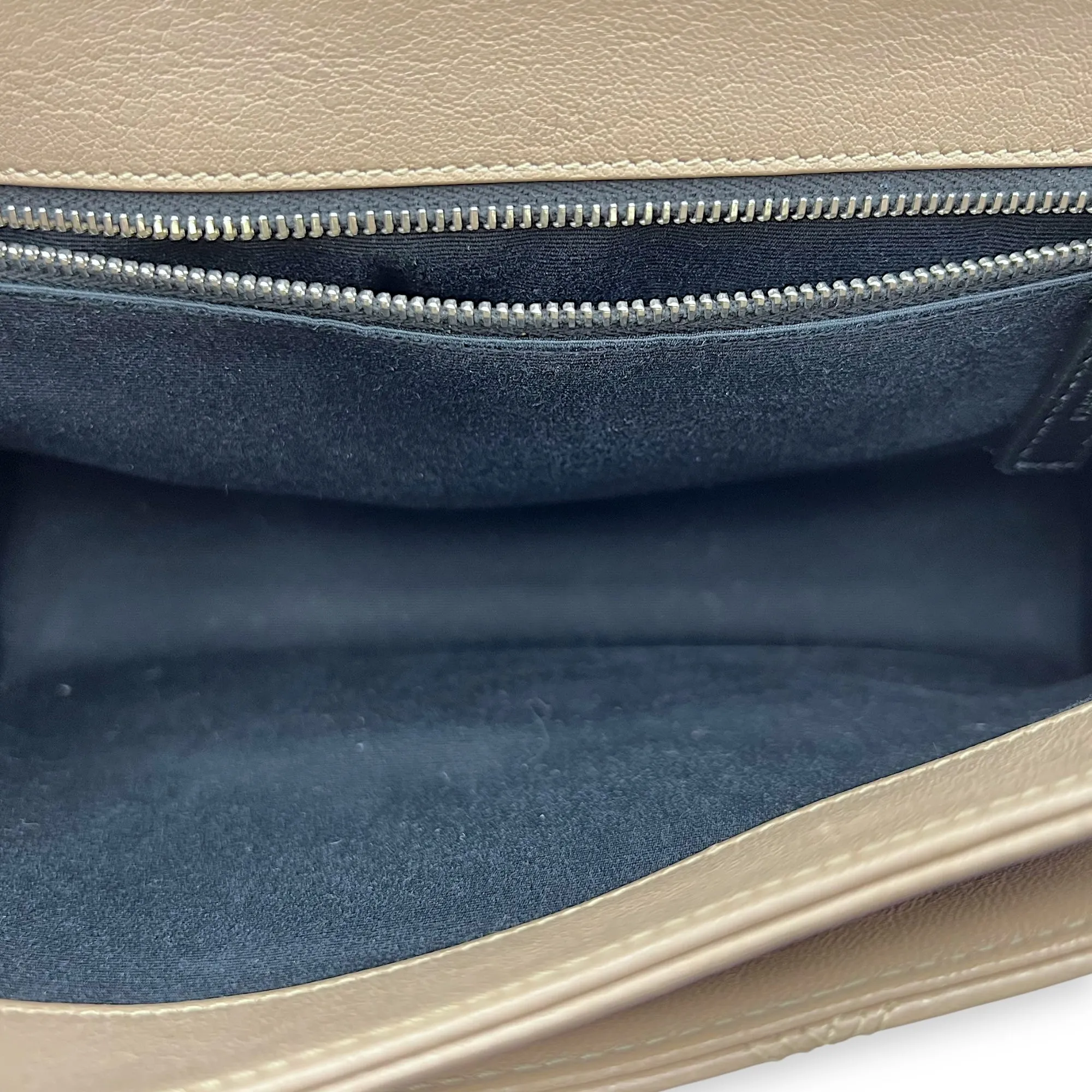 Becky Shoulder Bag Beige in Goat Leather, Silver hardware