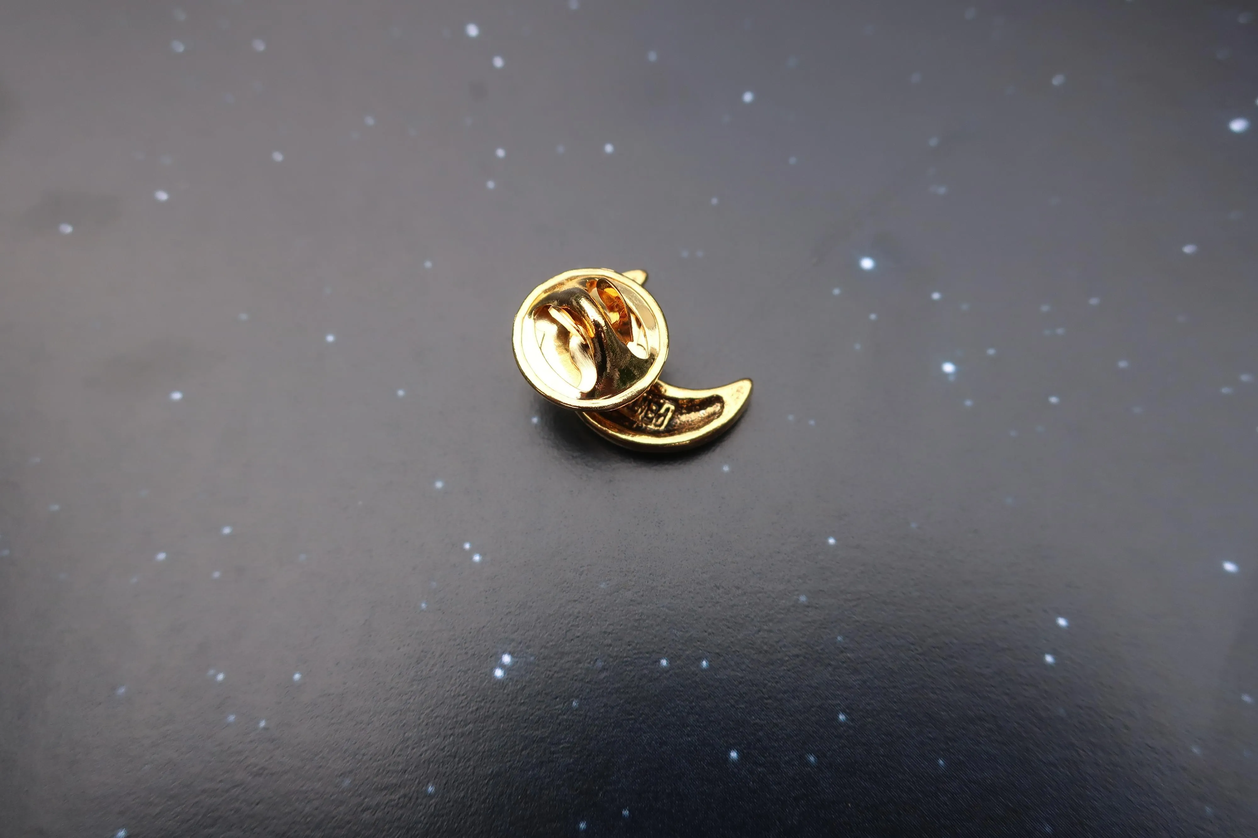 Crescent Moon Gold Lapel Pin