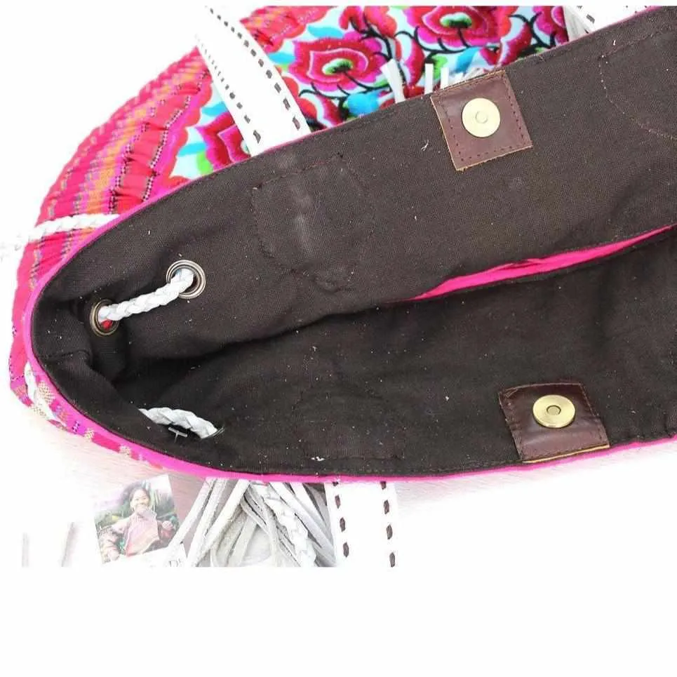Half-Moon Ibiza Vintage Leather Boho Moon Shoulder Bag - Thailand