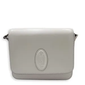 Le 61 Saddle Grey Shoulder Bag in Calfskin, Silver hardware