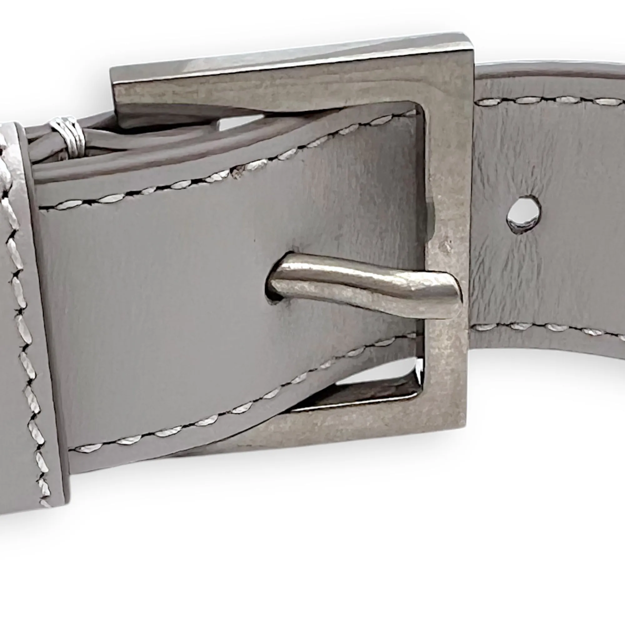 Le 61 Saddle Grey Shoulder Bag in Calfskin, Silver hardware