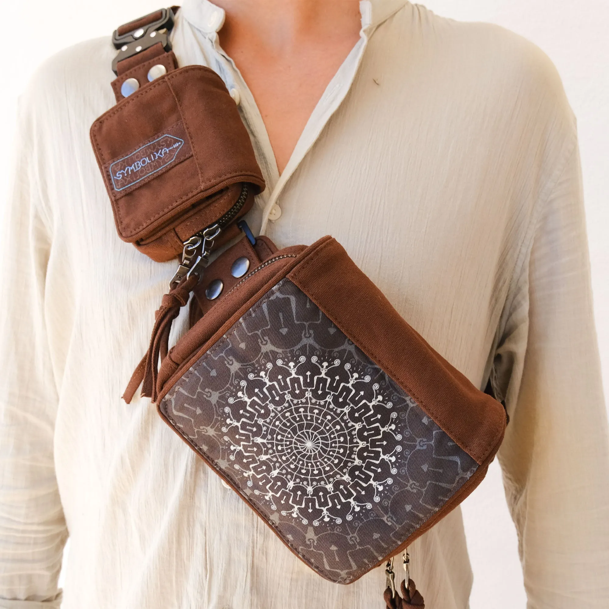 Shrooms Hora - Belt Bag - Brown